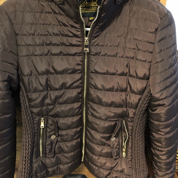 Jackets & Blazers - Brown jacket with faux fur inside